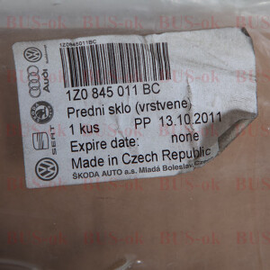 Skoda Octavia Frontscheibe NEU/OVP Ver. 1Z0845011BC...