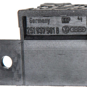T25 Glow plug relay socket with fuse holder, orig. VW,...